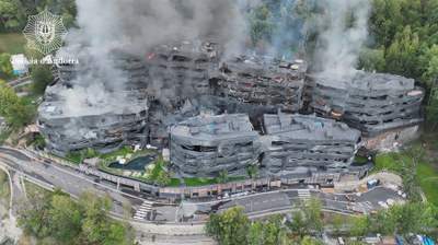 Incendi a la nova urbanització La Querola, a Ordino (Imatge: Policia d'Andorra)