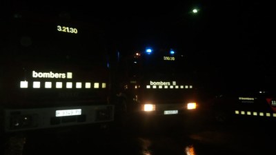 Intervenció dels Bombers en un incendi a Bellestar (Foto: Bombers Nargó)