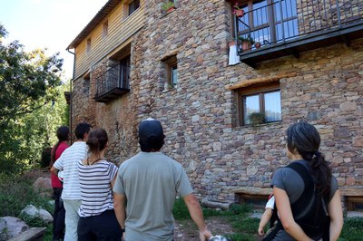 Casa rehabilitada al poble d'Envall (Foto: ACN)