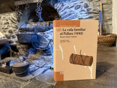 Reedició revisada de 'La vida familiar al Pallars' de Ramon Violant i Simorra (Foto: ACN)